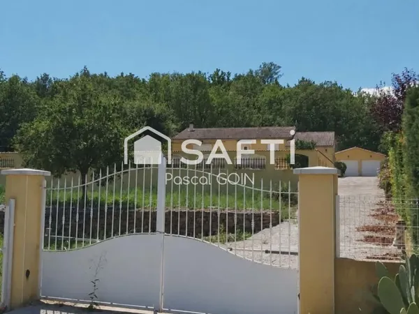 Jolie maison de130 m² en limite Gard Ardèche