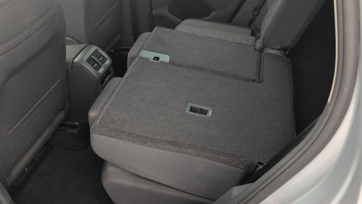 Volkswagen Tiguan — photo 12