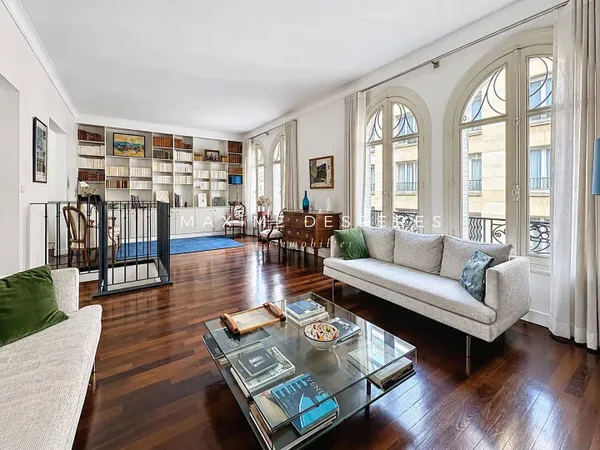 Appartement 6 pièces 139 m²