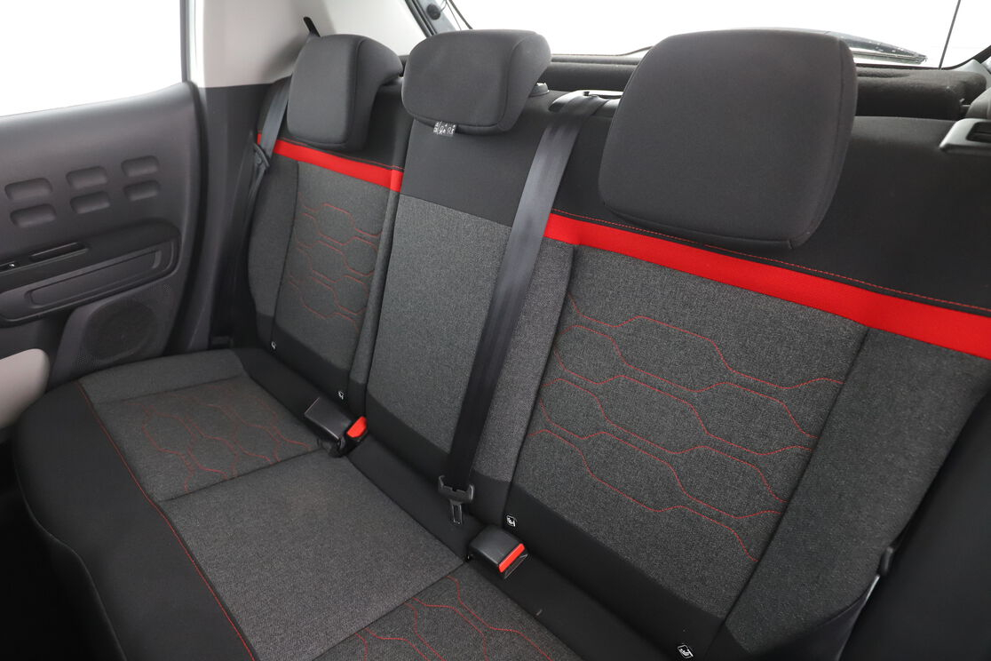 Citroen C3 1.2 PureTech Shine EAT6 — photo 13