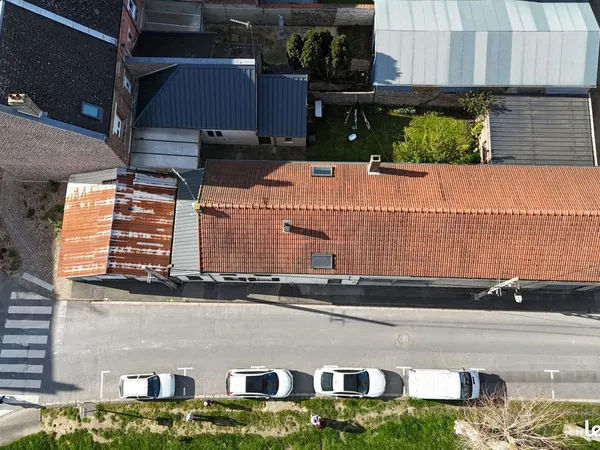 Maison 5 pièces 340 m²