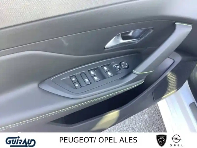 Peugeot 308 electrique 54 kwh 156ch — photo 14