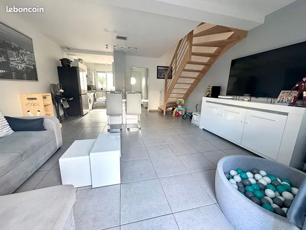 Maison 4 pièces 74 m²
