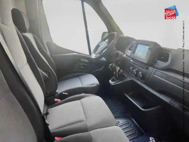 Renault Master fg f3300 l2h2 2.3 blue dci 135ch grand confort euro6 — photo 5