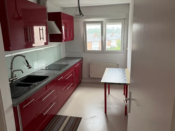 Loue appartement 62m² lumineux avec parking privé à Sin-le-Noble