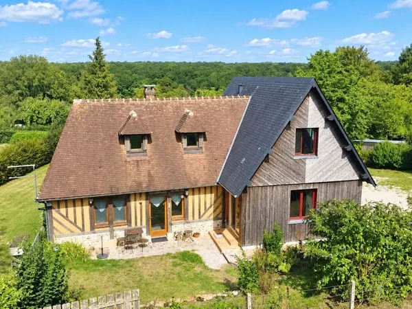 CHARMANTE MAISON DE 106 M2 dans un environnement calme et ve