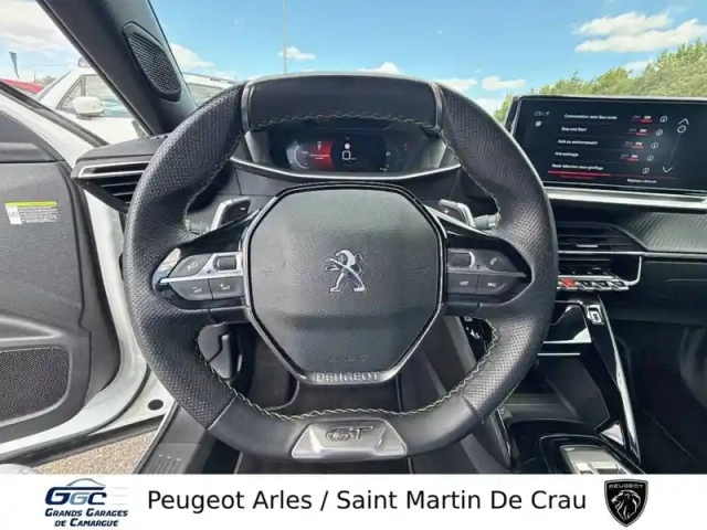 Peugeot 2008 puretech 130 s&amp;s eat8 — photo 17