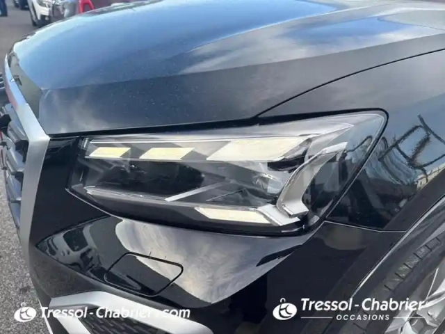 Audi Q2 35 tfsi cod 150 s tronic 7 design luxe — photo 14