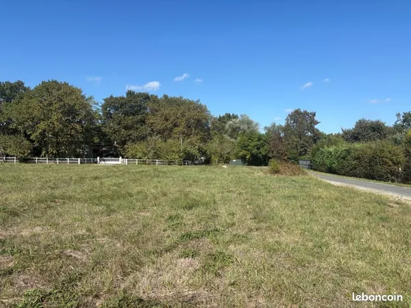 Terrain 413 m² Martillac