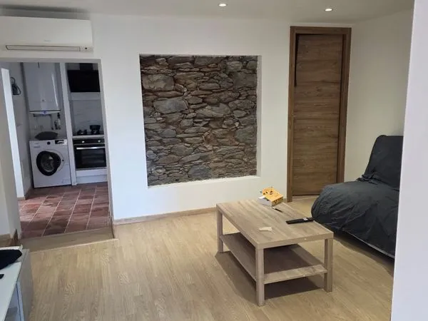 Studio 1 pièce 30 m²