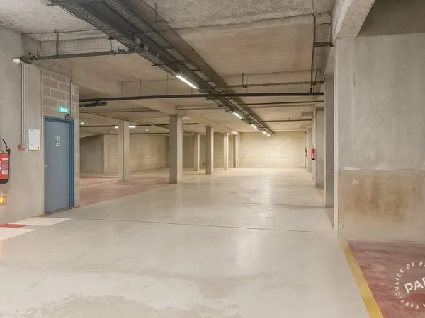 Local d'activité 400 m²