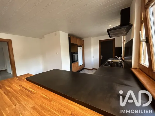 Appartement 5 pièces 146 m²
