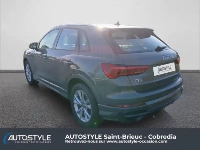 Audi Q3 35 tdi 150ch s line s tronic 7 — photo 3