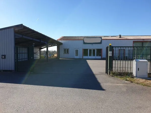 Commerce 8 pièces 325 m²