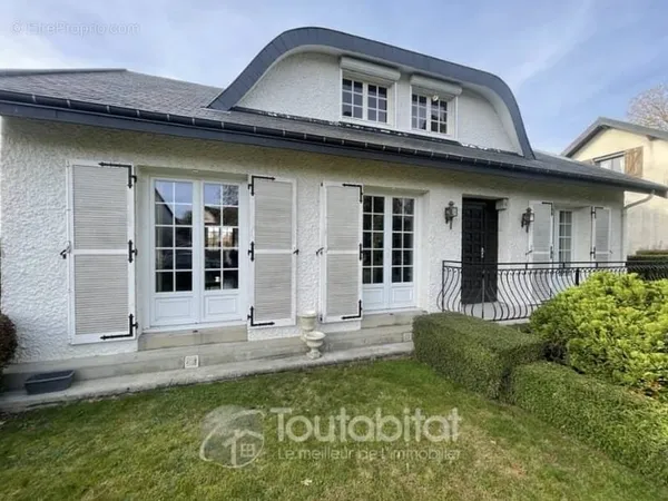 Maison 6 pièces 150 m²