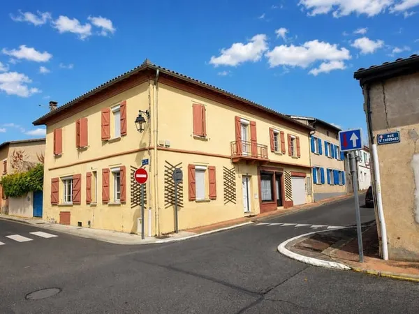 Maison 9 pièces 250 m²