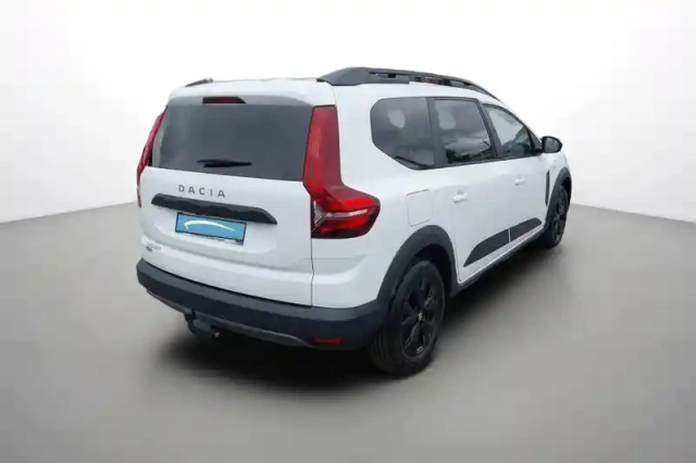 Dacia Jogger eco-g 100 5 places — photo 6