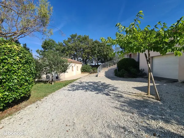 Maison - 155 m2 - 5 pièces
