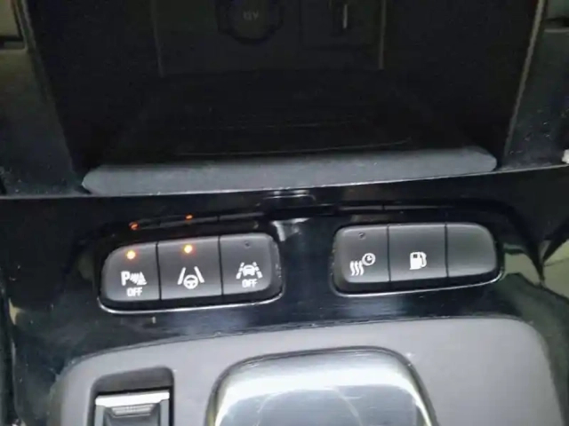 Opel Grandland hybrid 225 ch bva8 — photo 30