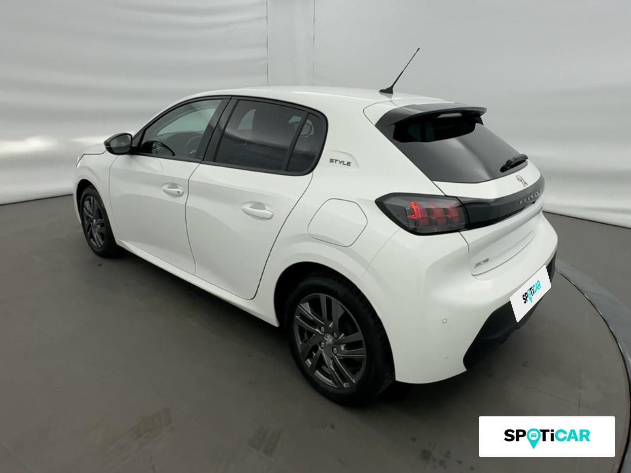 Peugeot 208 1.2 puretech 100ch s&s style 118g — photo 7
