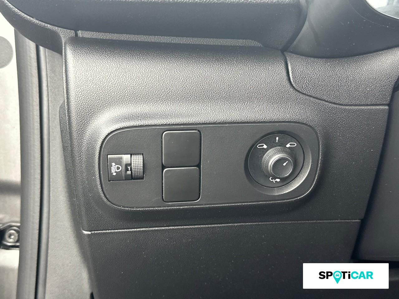 Citroën C3 1.2 puretech 110ch s&s c-series 120-121g — photo 19