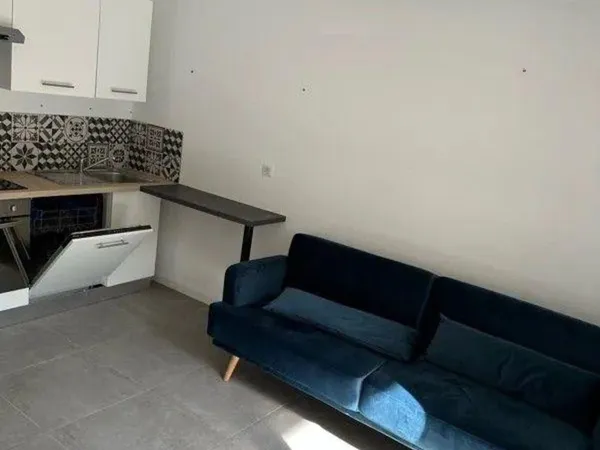 Beau studio meublé 20m² avec terrasse