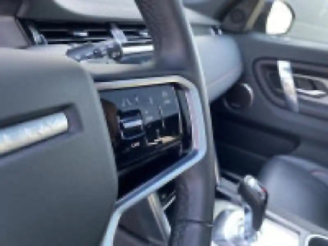 Land Rover Discovery Sport p300e r-dynamic se awd bva mark vi — photo 14