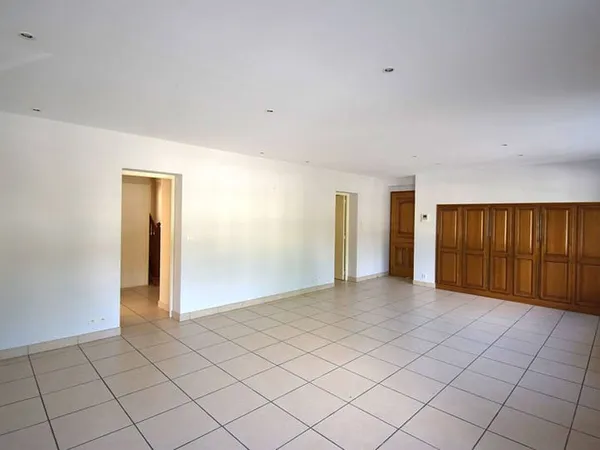 Maison 6 pièces 164 m²