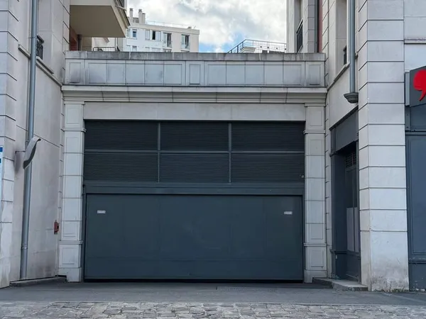 Parking 12 m²