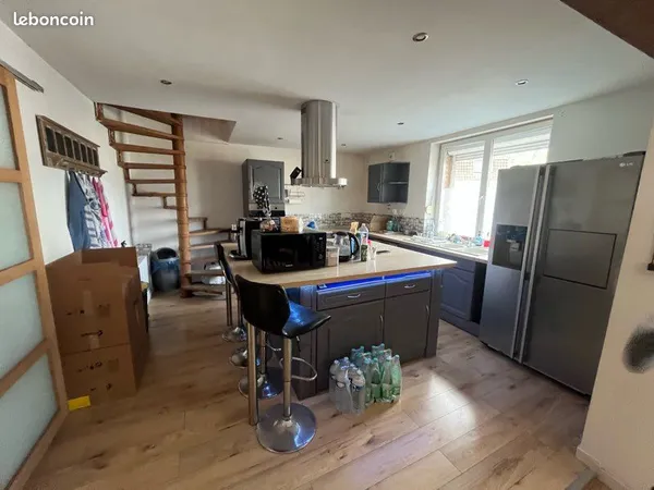 🏡 COLOCATION - MAISON MEUBLÉE 115 m² - 385 / MOIS