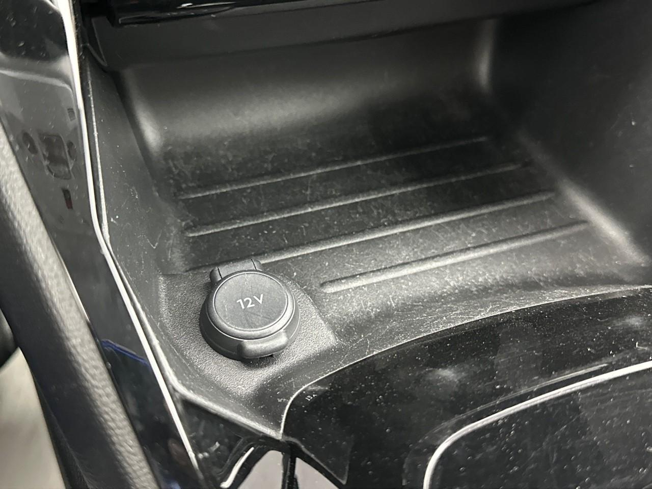 Peugeot 2008 bluehdi 130 s&s eat8 allure pack — photo 30