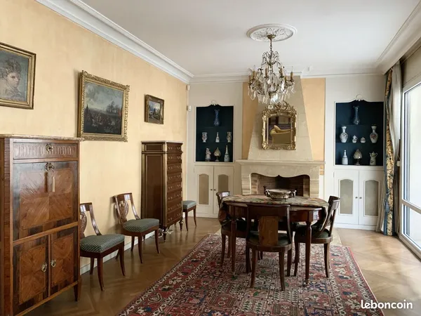 Appartement 5 pièces 131 m²