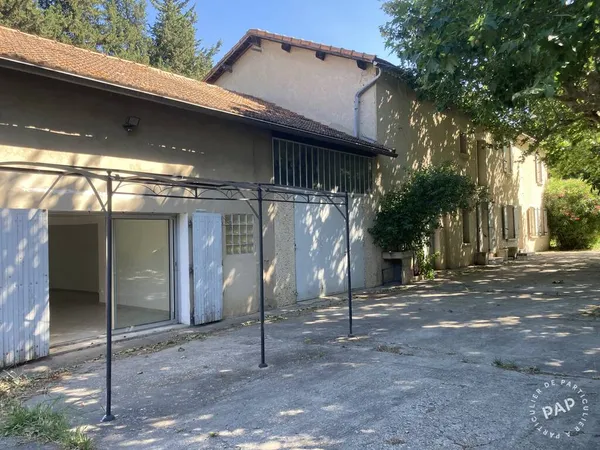 Maison 6 pièces 250 m²