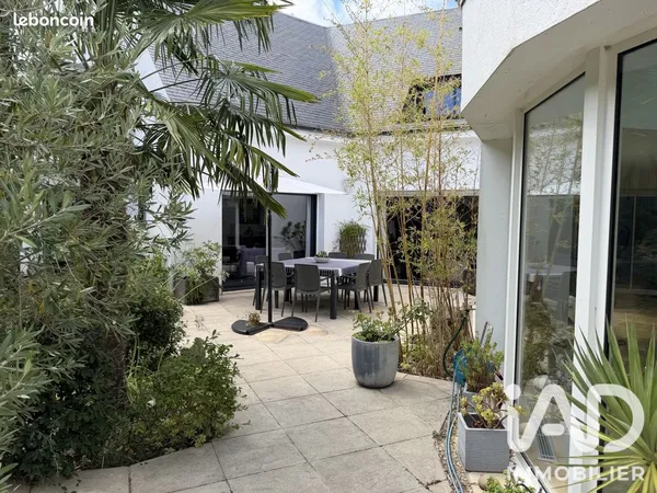Maison 7 pièces 180 m²