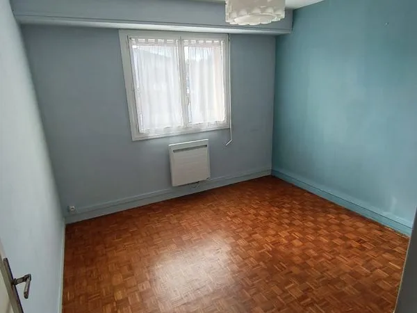 T4 69 m² - 3 chambres - Billère quartier du Golf - 138 000