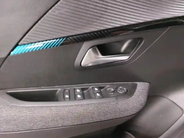 Peugeot 208 puretech 75 s&amp;s bvm5 — photo 29