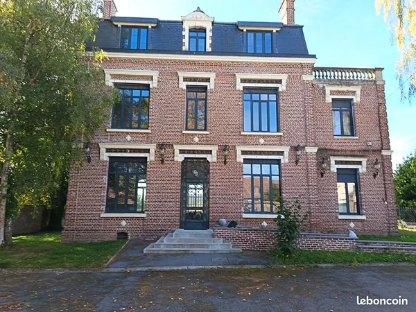 Propriété 16 pièces 566 m²