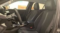 Peugeot 2008 1.2 PureTech 130ch S&S Roadtrip — photo 12