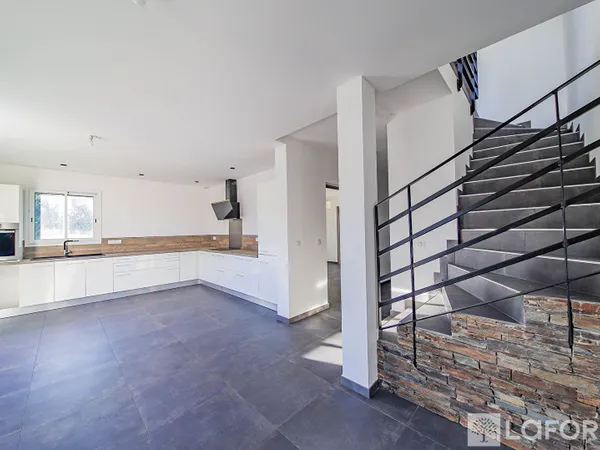 Maison 5 pièces 130 m²