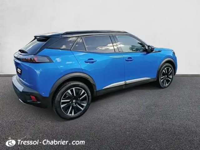 Peugeot 2008 puretech 155 s&amp;s eat8 gt — photo 2