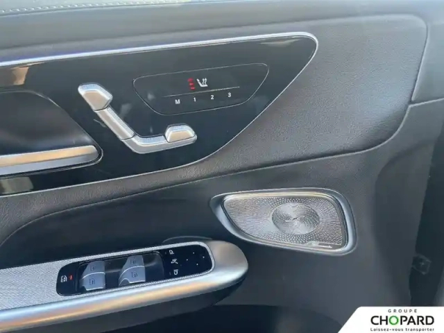 Mercedes Glc 300 e 9g-tronic 4matic — photo 21