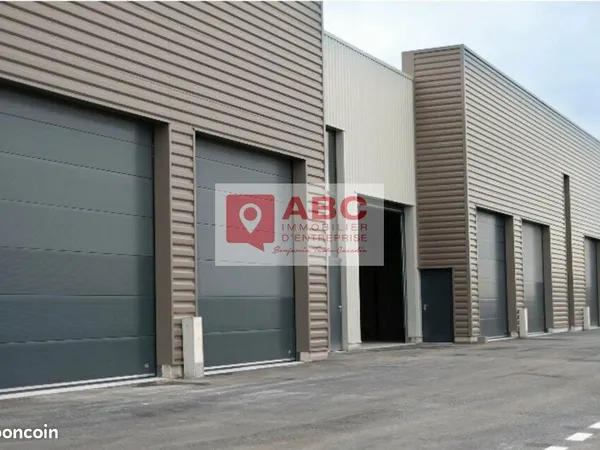 LOCAL D'ACTIVITE 757 m² SAINT GEORGES D'ORQUES