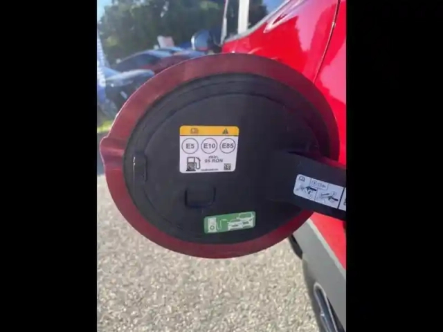 Ford Puma 1.0 flexifuel 125ch s&amp;s mhev titanium — photo 11