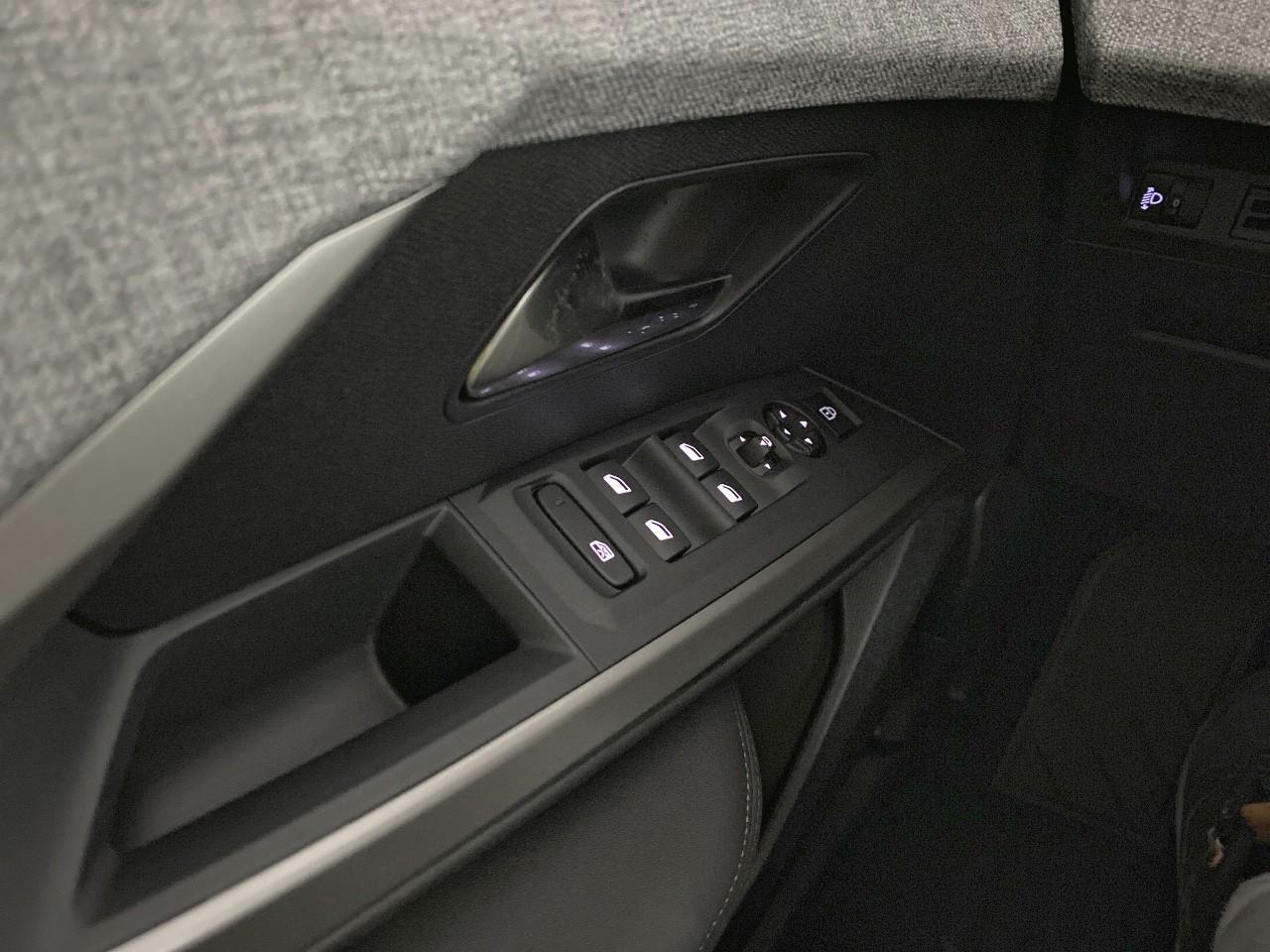 Peugeot 3008 hybrid 145 e-dcs6 allure business — photo 20