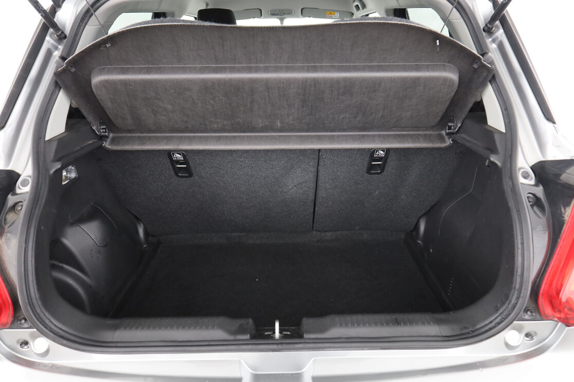 Suzuki Swift 1.2 DualJet Hybrid — photo 16
