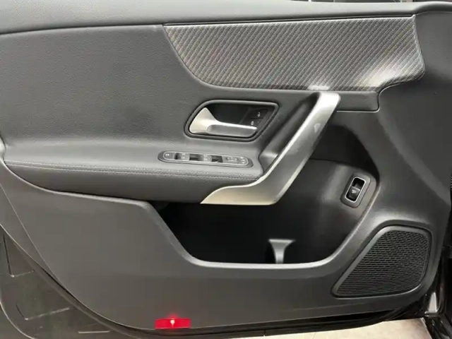 Mercedes Classe A 180 d berline business line — photo 14