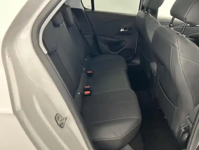 Opel Corsa 1.2 75ch design &amp; tech suréquipée — photo 26