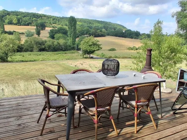 Maison de village à vendre avec très belle vue sur la campagne