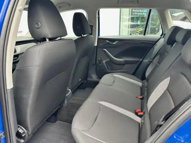 Skoda Kamiq 1.0 tsi 95ch active — photo 21
