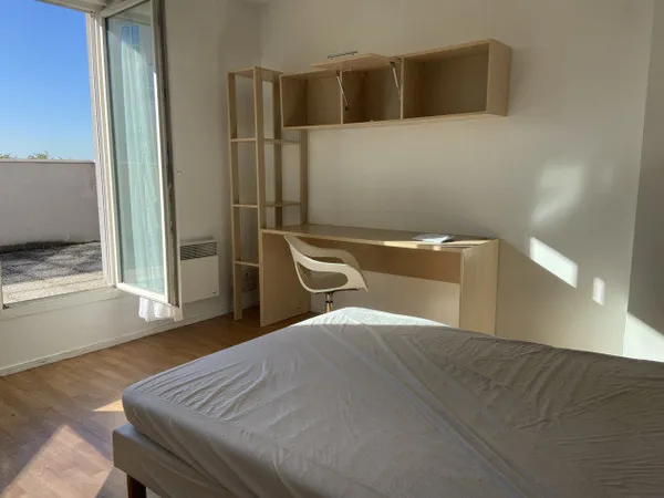 Appartement Location Le Bourget 1p 18m² 675€